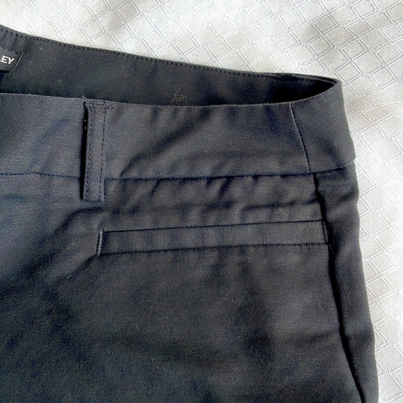 HILARY Radley Black Cotton Capri Pants - Picture 5 of 9
